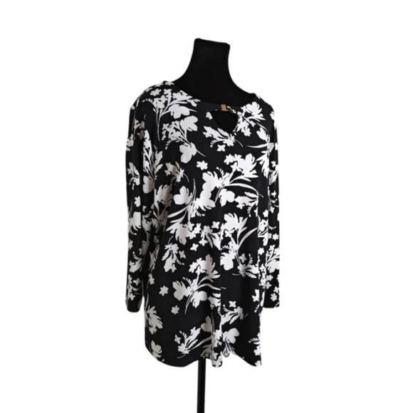 Liz Claiborne Floral 3 qtr. length Sleeved Blouse black and white Size 1X - Picture 2 of 10